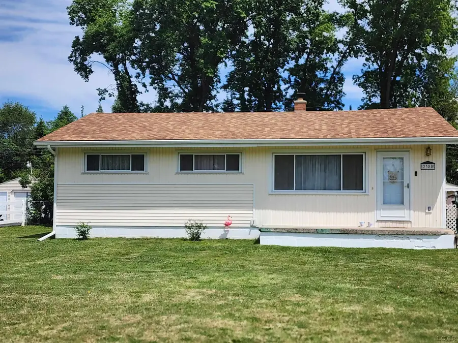 2380 Linden DR, Adrian, MI 49221 - #2