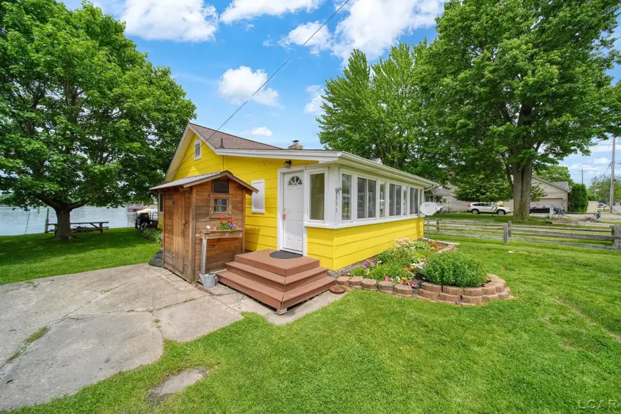 392 Egan HWY, Brooklyn, MI 49230 - #2