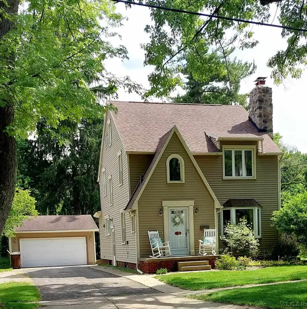 925 Lincoln AVE, Adrian, MI 49221