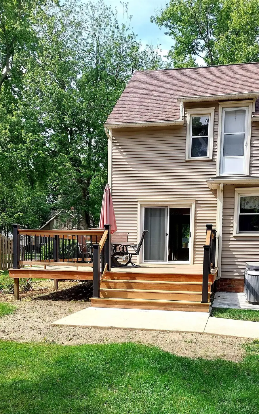 925 Lincoln AVE, Adrian, MI 49221 - #2