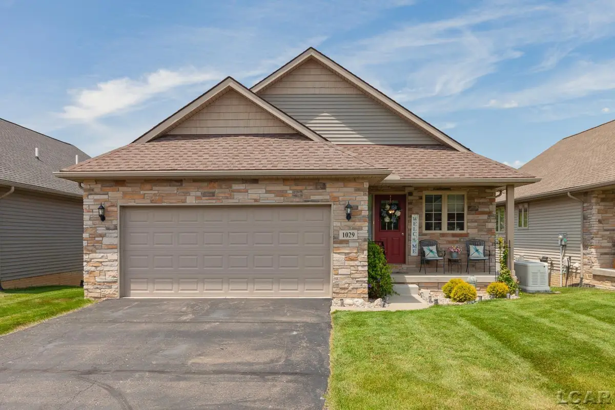 1029 RIDGEVIEW DR, Tecumseh, MI 49286 - #1