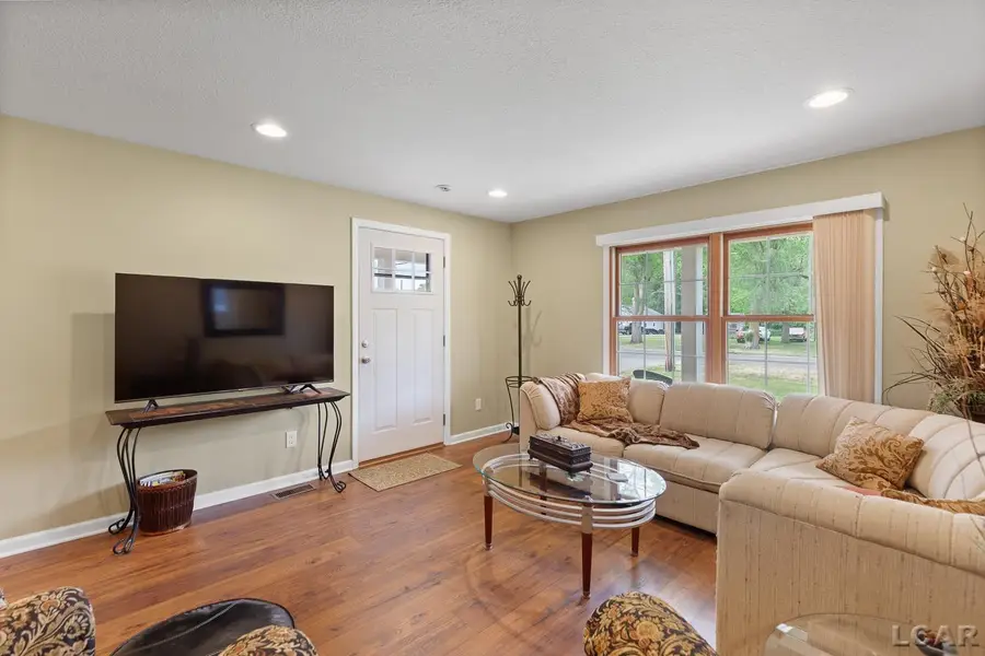 2831 Carson HWY, Adrian, MI 49221 - #3