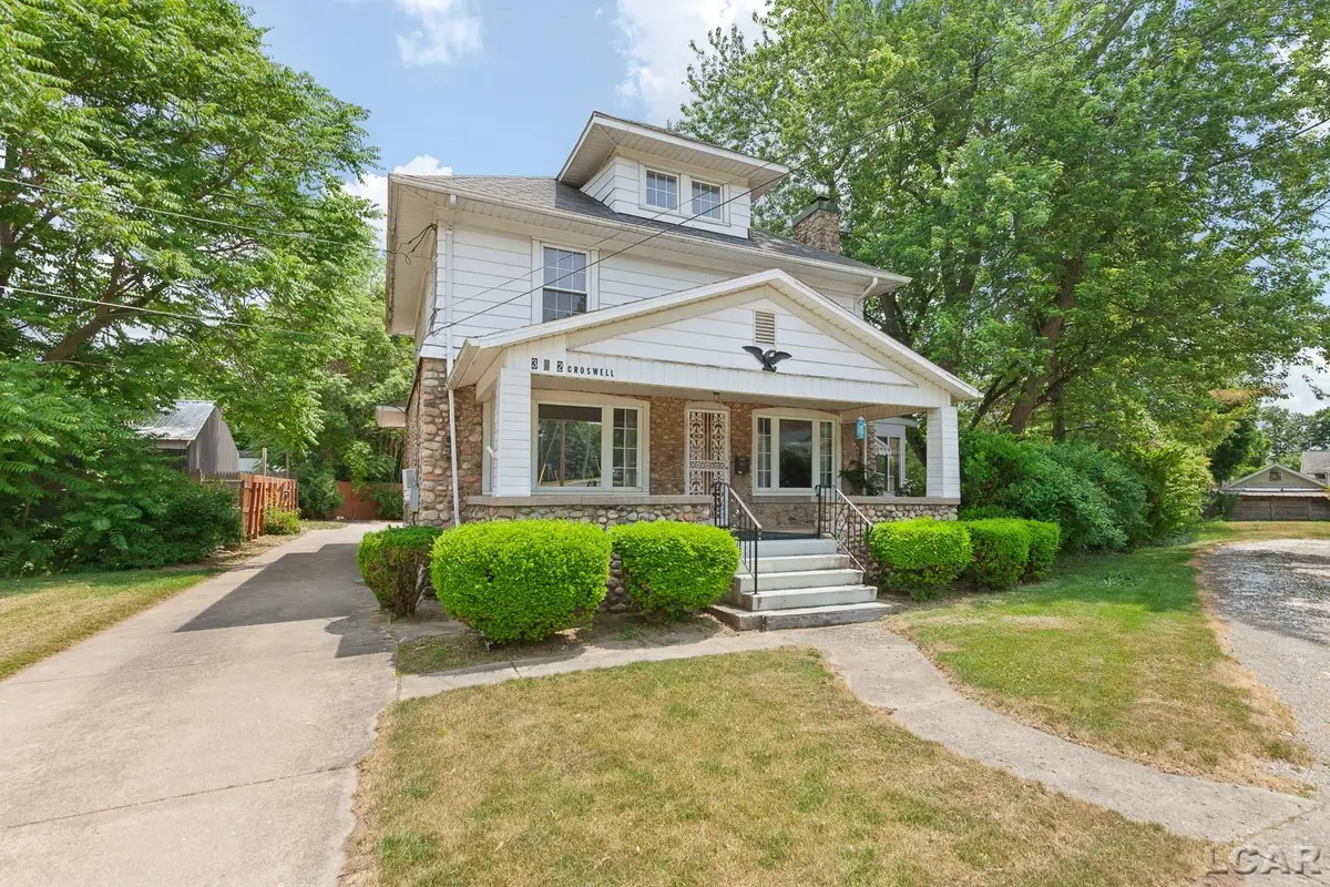 302 Croswell ST, Adrian, MI 49221 - #1