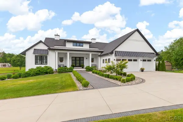 575 Budlong ST, Adrian, MI 49221