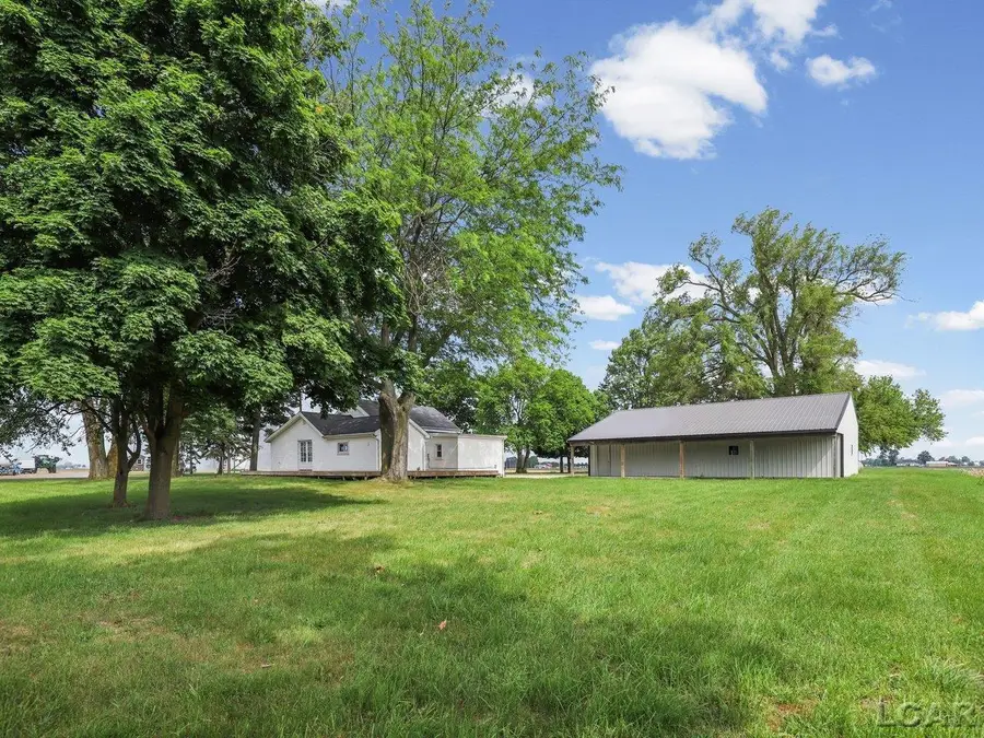 2405 S Piotter HWY, Blissfield, MI 49228 - #2