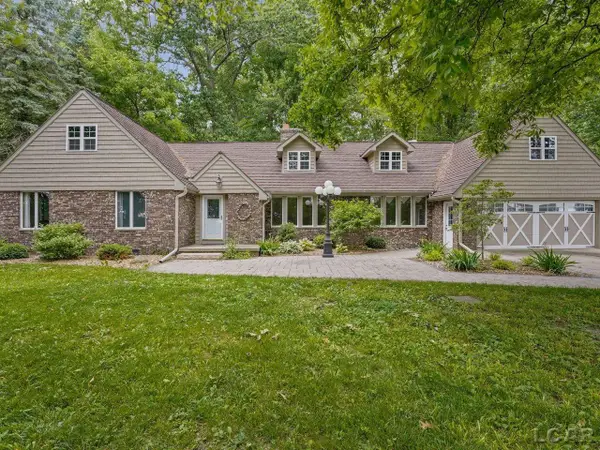 5944 Riga HWY, Blissfield, MI 49228