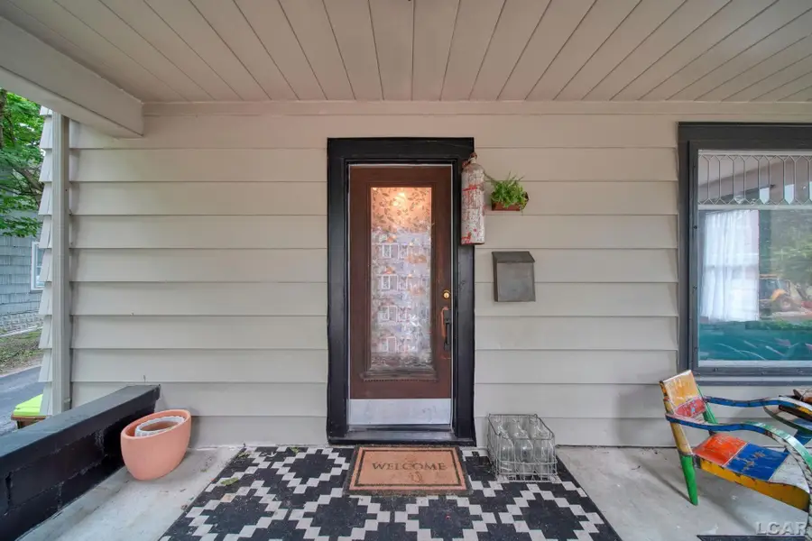 121 Dallas ST, Adrian, MI 49221 - #3