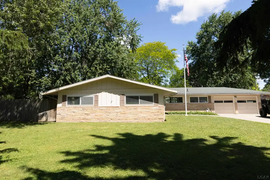 1350 Westwood DR, Adrian, MI 49221 - #2