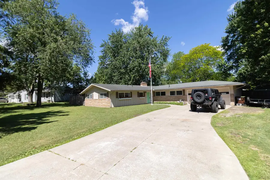 1350 Westwood DR, Adrian, MI 49221 - #3