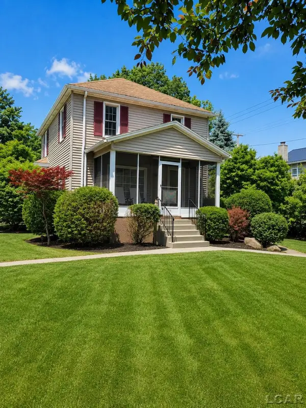 176 S Scott ST, Adrian, MI 49221