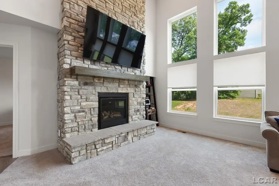 1708 Nicholas LN, Adrian, MI 49221 - #3