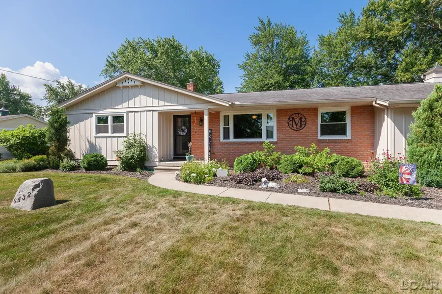 9432 Tonneberger DR, Tecumseh, MI 49286 - #3