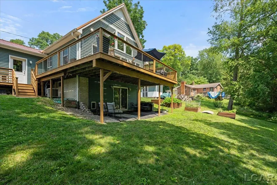 2041 Lakeview DR, Brooklyn, MI 49230 - #3