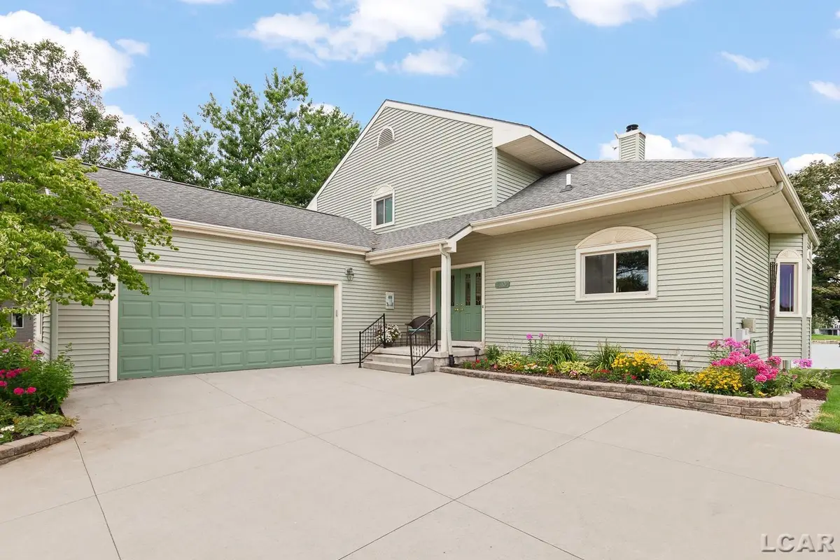 8070 Wadding DR, Onsted, MI 49265 - #1