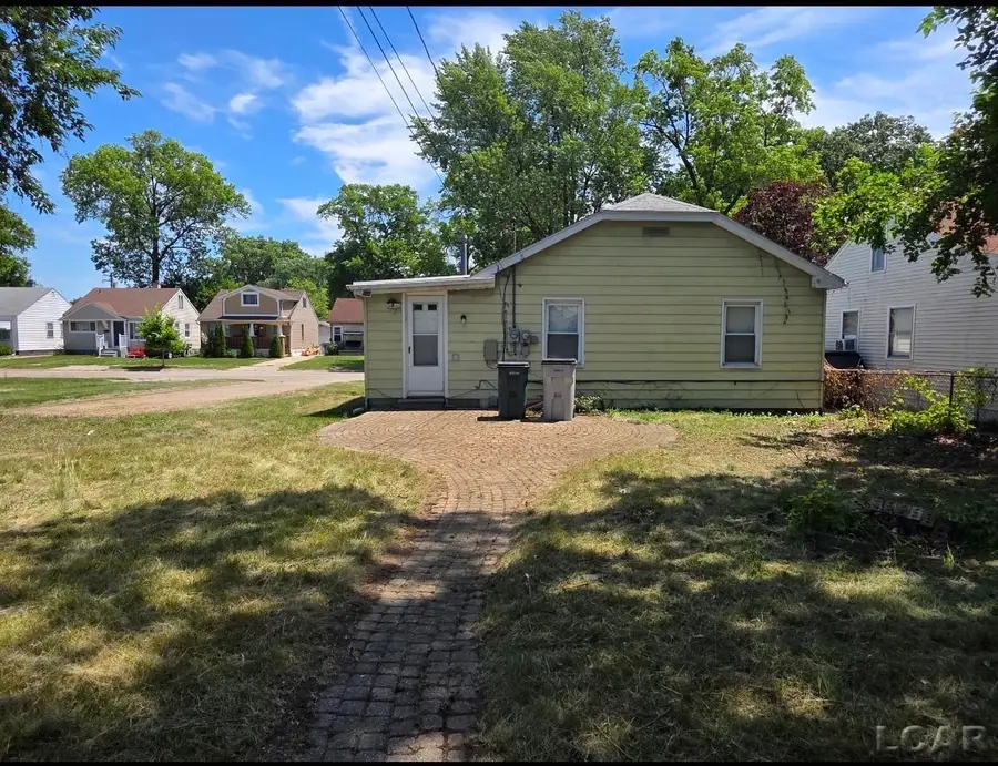 23785 Vance ST, Hazel Park, MI 48030 - #3