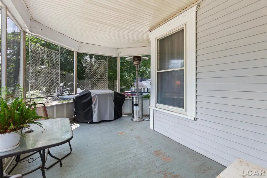 403 Finch ST, Adrian, MI 49221 - #2