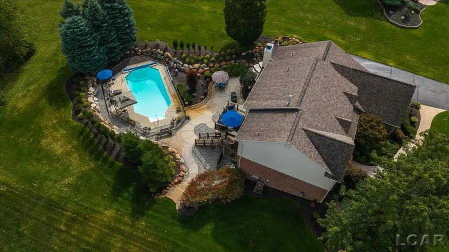 10181 Otter DR, South Lyon, MI 48178 - #3