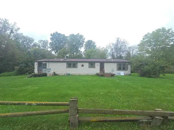 942 Munith RD, Jackson, MI 49201