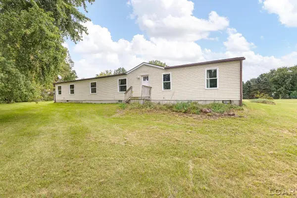 11818 Silver Lake HWY, Brooklyn, MI 49230