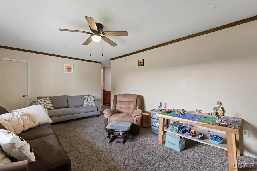1938 Oakwood AVE, Adrian, MI 49286 - #2