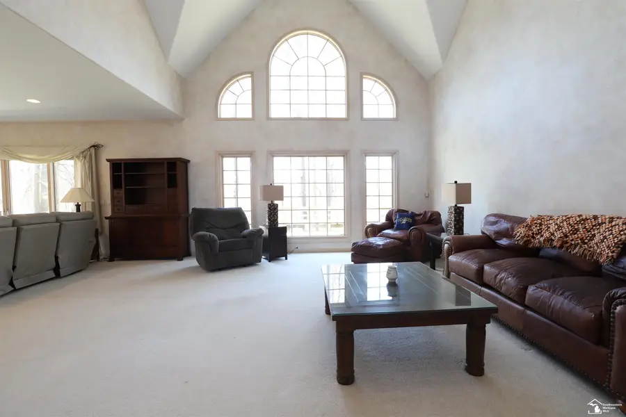7241 Hidden Valley DR, Lambertville, MI 48144 - #3