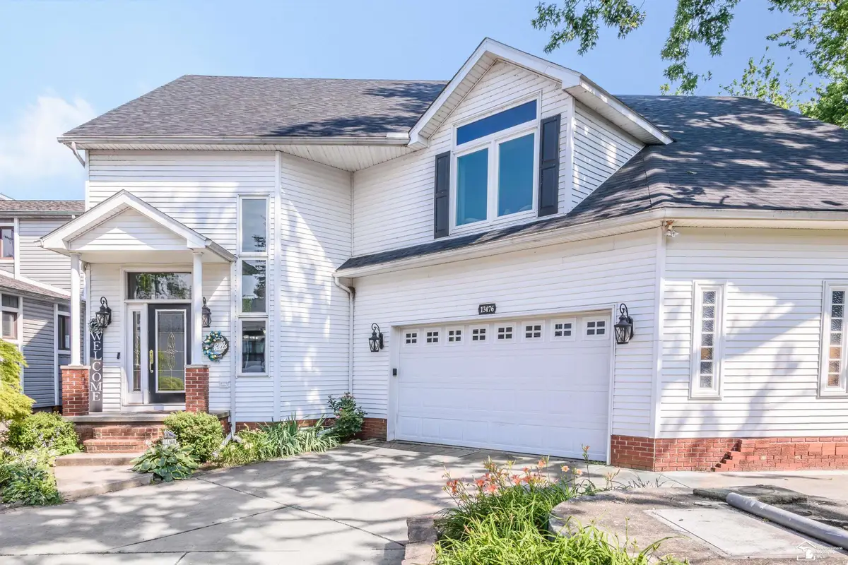13476 Venetian DR, Monroe, MI 48161 - #1