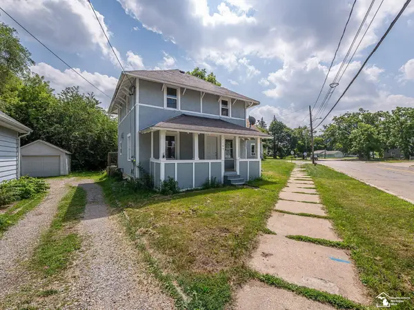 1105 Clinton RD, Jackson, MI 49202