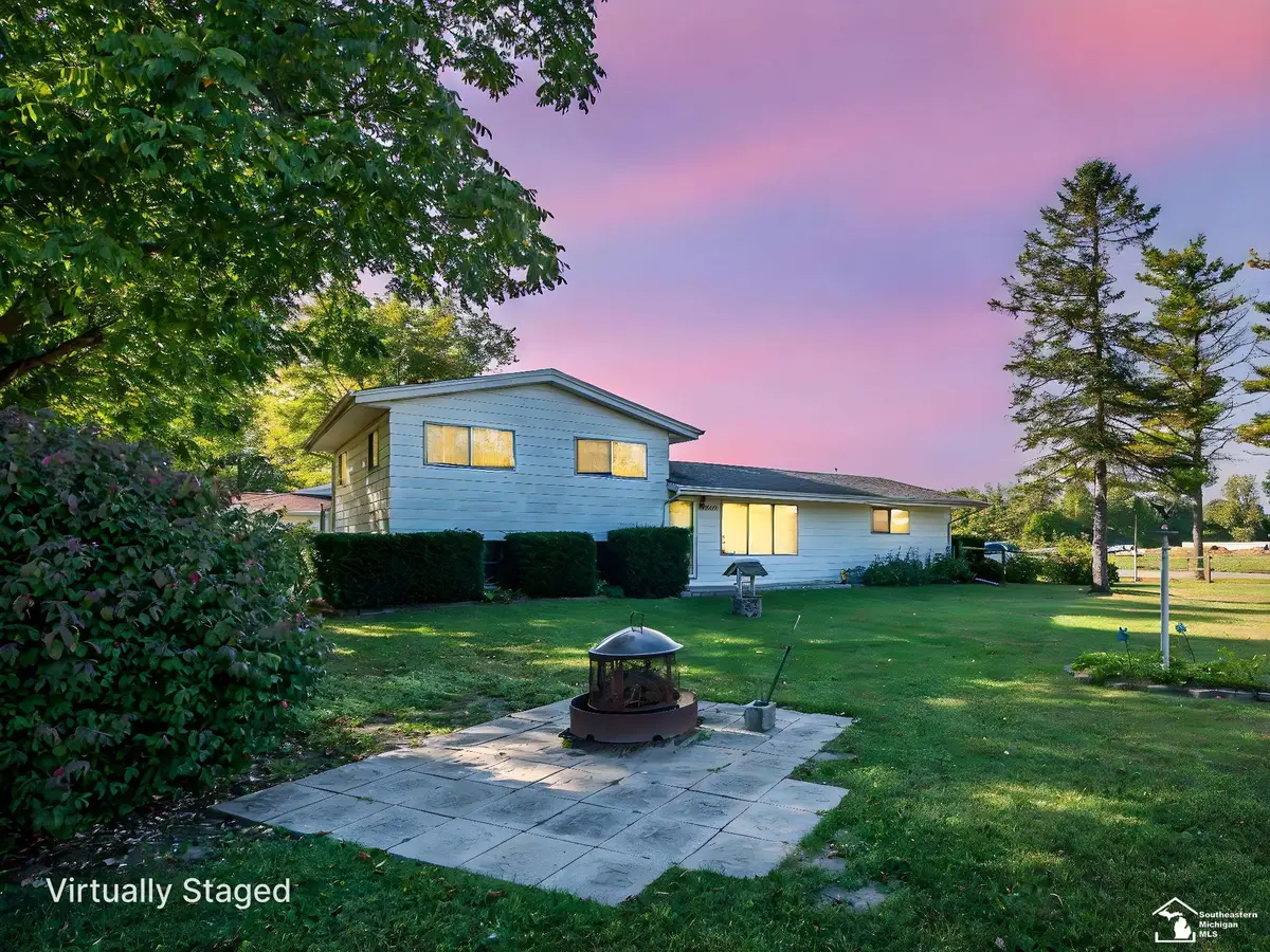 4824 Summerfield RD, Petersburg, MI 49270 - Image #1