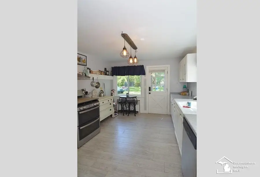 7808 Lewis AVE, Temperance, MI 48182 - Image #3