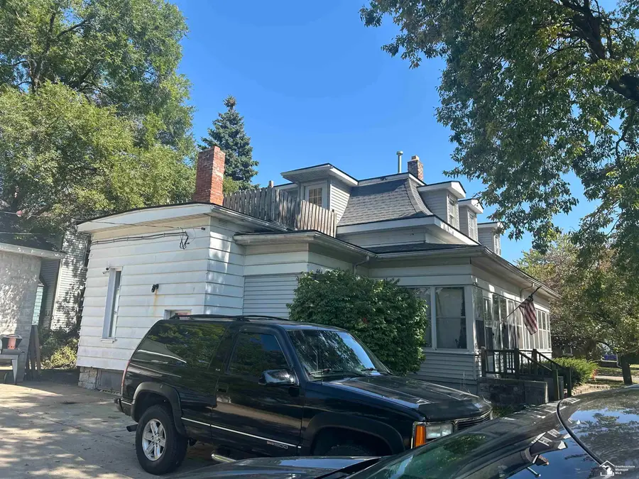 528 Smith ST, Monroe, MI 48161 - Image #2