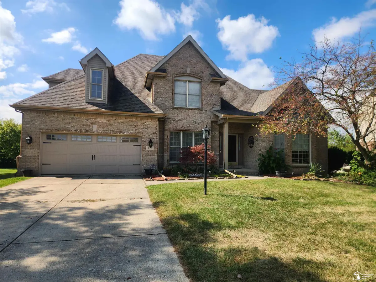 912 Kings Park RD, Monroe, MI 48161 - Image #1