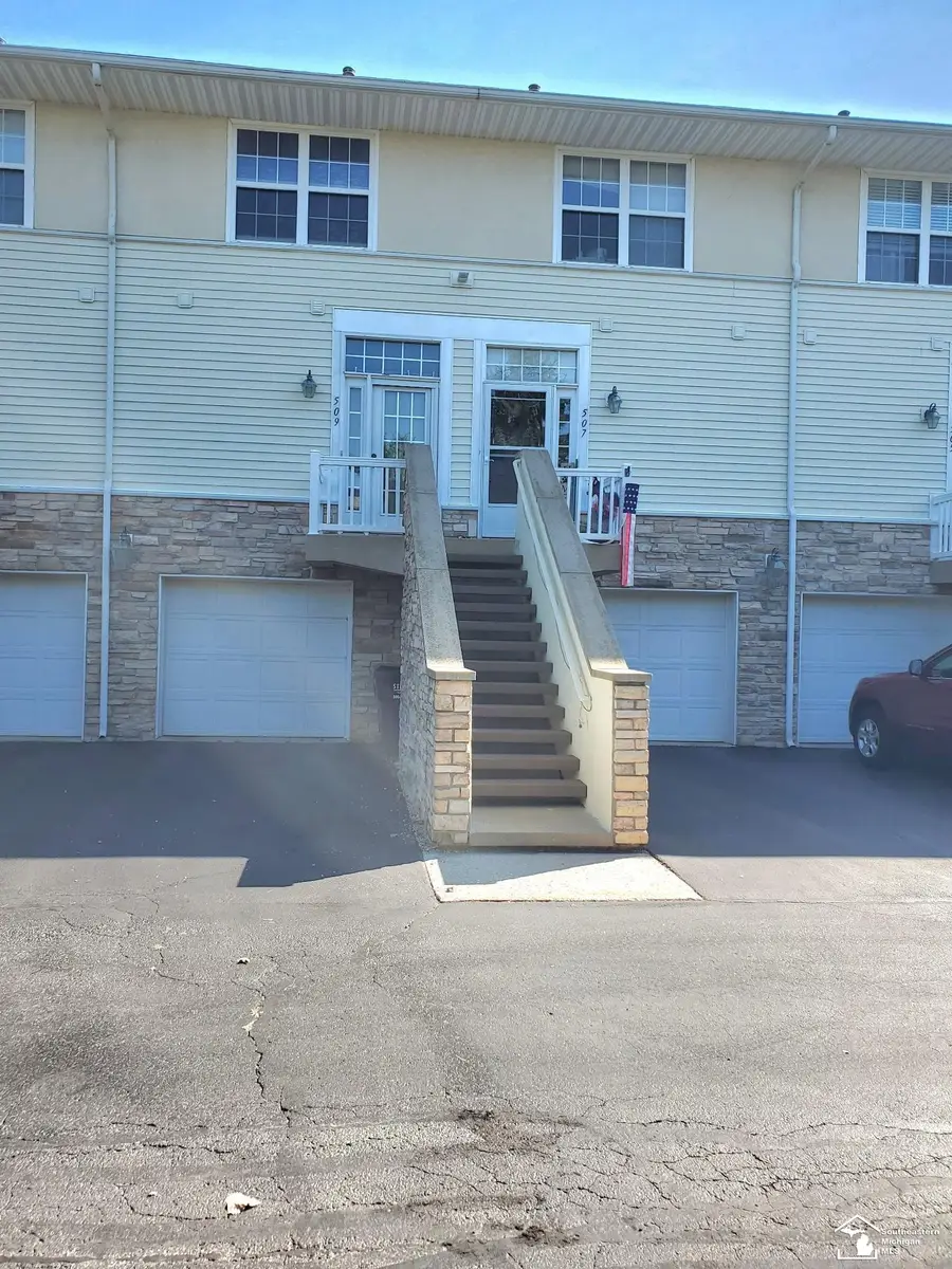 507 Mackinaw TRL, Luna Pier, MI 48157 - Image #3