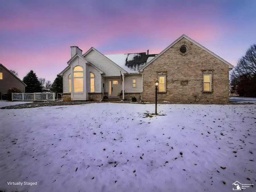 7305 Cinden RD, Temperance, MI 48182 - Image #2