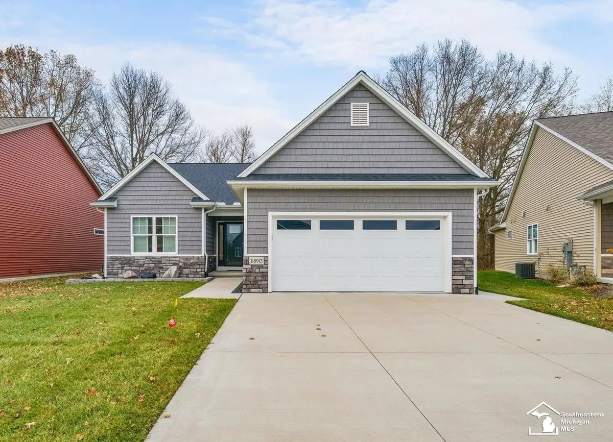 6890 Summerlyn Lakes DR, Lambertville, MI 48144 - Image #1