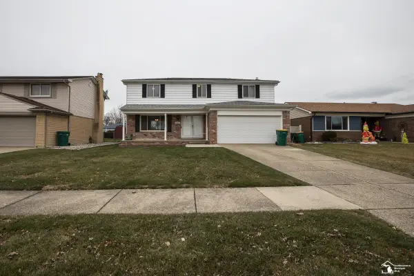 20676 Seneca AVE, Brownstown, MI 48183