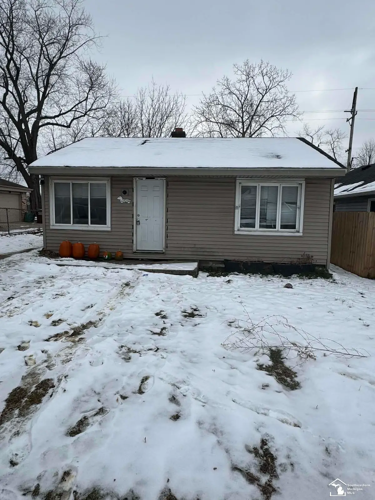 1109 Adams ST, Monroe, MI 48161 - Image #1