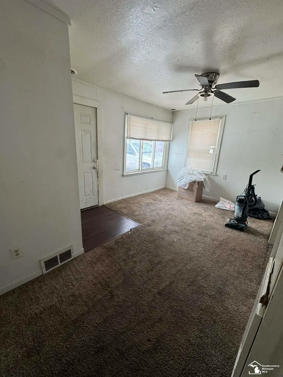 1109 Adams ST, Monroe, MI 48161 - Image #2