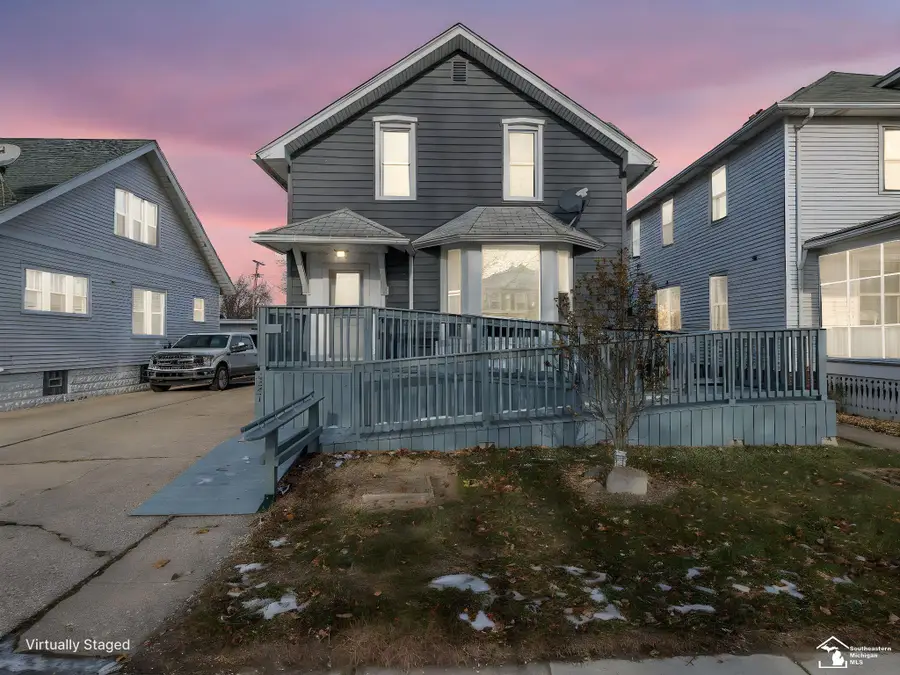 527 E Fifth ST, Monroe, MI 48161 - Image #2