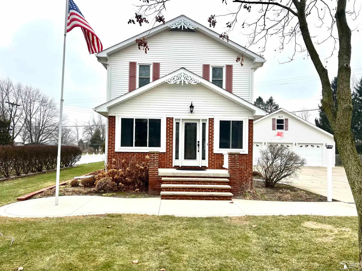 4011 Bluebush RD, Monroe, MI 48162 - #1