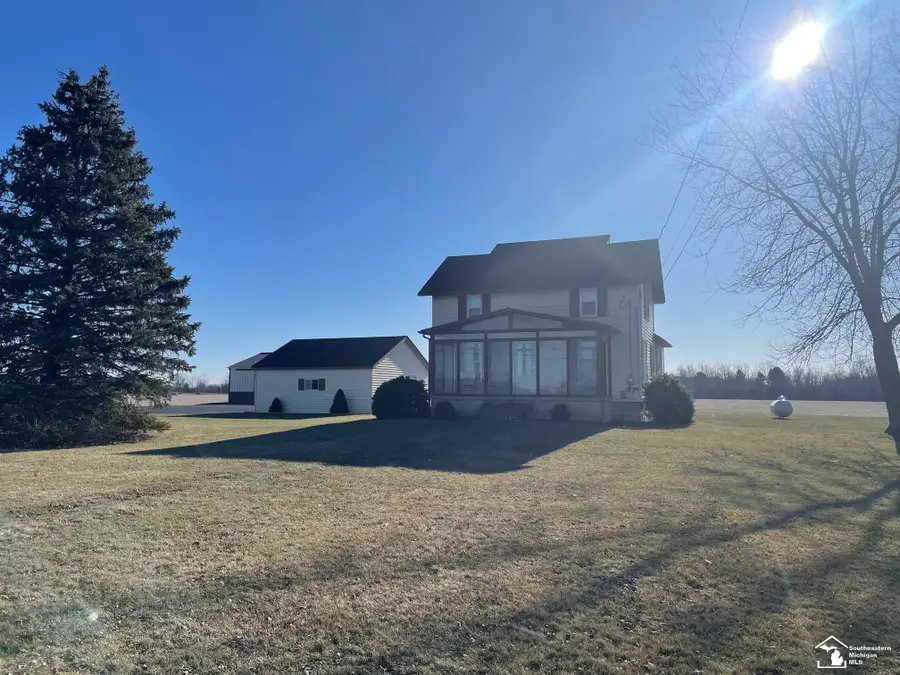 7623 Beck RD, Ottawa Lake, MI 49267 - Image #2