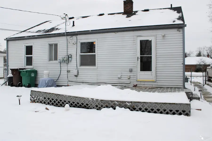 31948 BRIDGE ST, Garden City, MI 48135 - Image #3