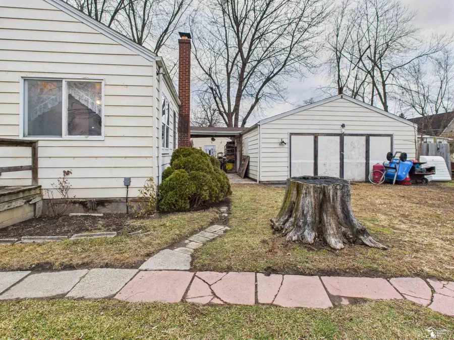 3251 Maplewood ST, Monroe, MI 48162 - Image #3