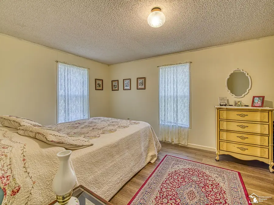 7988 Parkway, Monroe, MI 48161 - Image #3