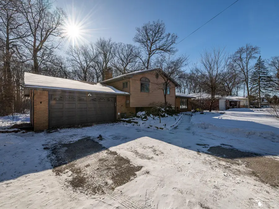 3447 Woodmont DR, Lambertville, MI 48144 - Image #3