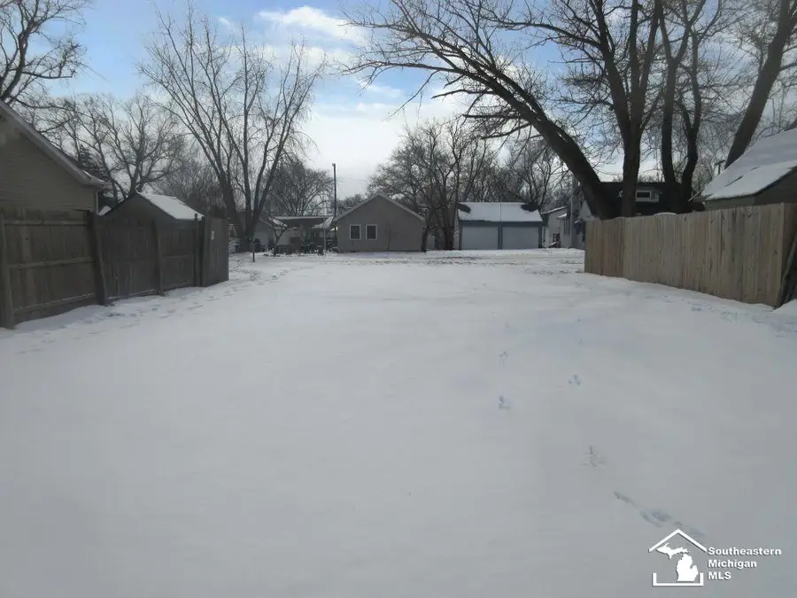 3037 5th ST, Monroe, MI 48162 - #2