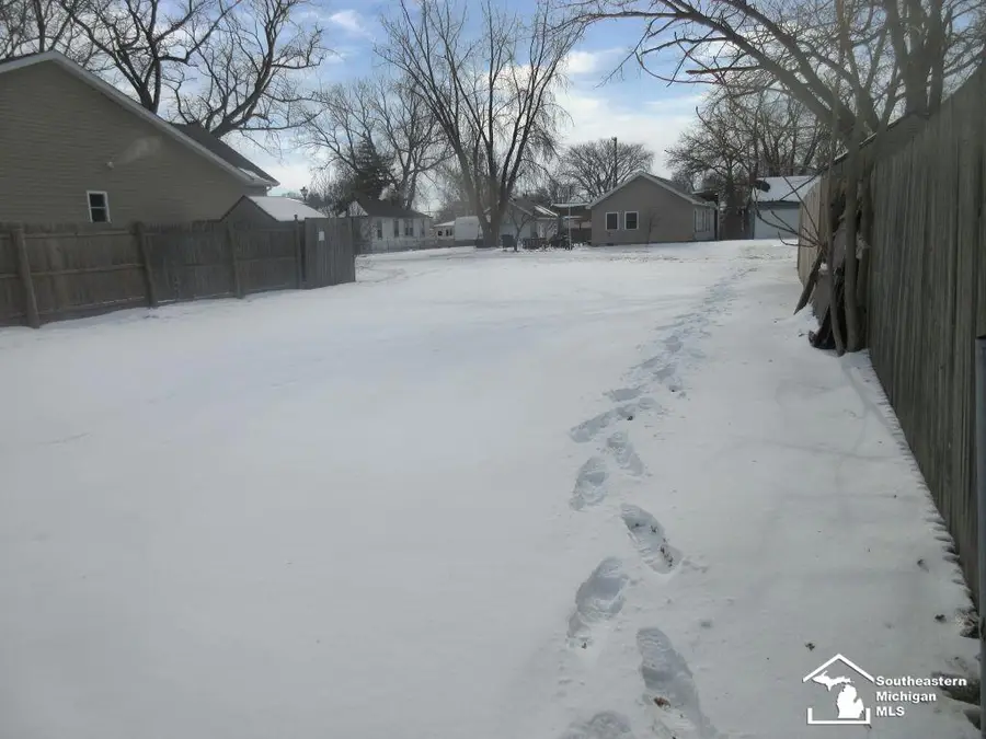 3037 5th ST, Monroe, MI 48162 - #3