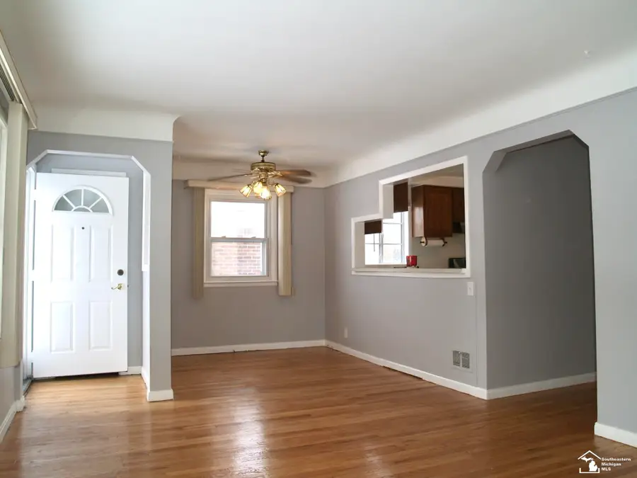 4307 19th ST, Wyandotte, MI 48183 - Image #2