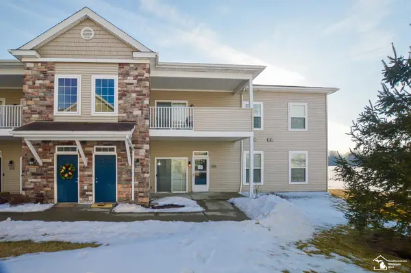 884 Plum Park DR, Monroe, MI 48161