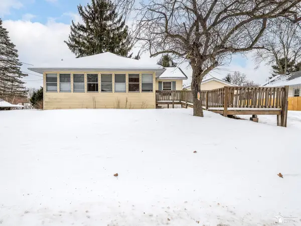 317 Lockwood ST, Jackson, MI 49203