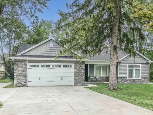 7331 Elmwood AVE, Temperance, MI 48182